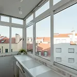 2 Bedroom With Great Transport Links To The Heart Of Апартаменты *